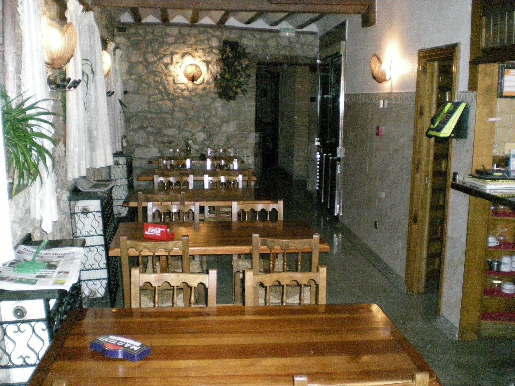 Hotel Puerta Romeros Burgo المظهر الخارجي الصورة